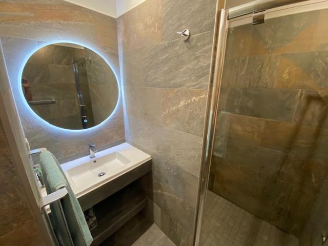 Villas Valinco San Martinu Corse Du Sud - Vue Et Proche Mer - Piscines-7 Chambres Olmeto  Eksteriør billede